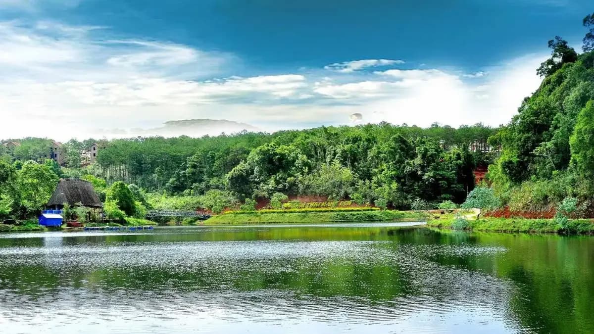 Trekking Khe Sanh 3N2Đ - ảnh 4
